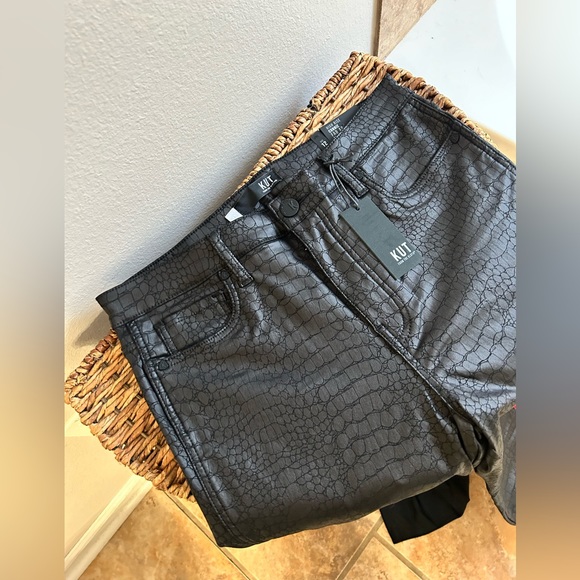 NWT. Kut from the Kloth. Black embossed jeans size 12. - Picture 2 of 5